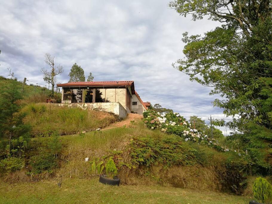 La Cabana เอเรเดีย ภายนอก รูปภาพ